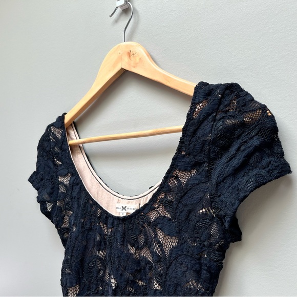Nightcap Clothing Knockout Black Lace Dress, US Size XS - Picture 5 of 6